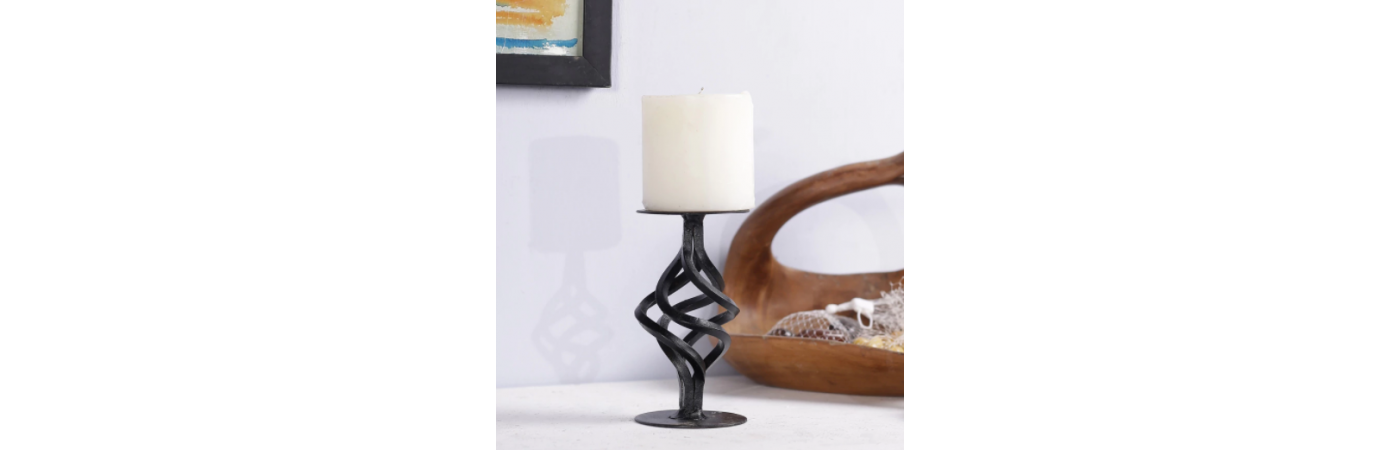 SPIRAL METAL CANDLE STAND